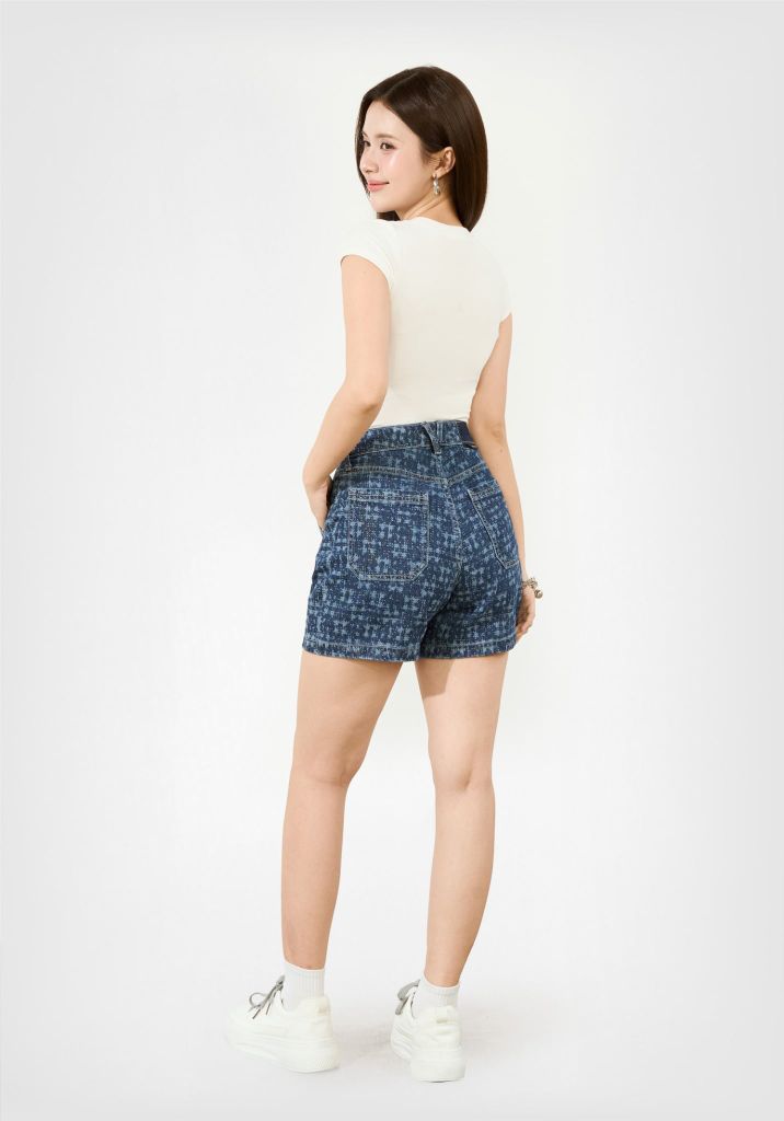QUẦN SHORTS JEAN DÁNG RỘNG, TÚI XÉO MÀU MED BLUE LASER - 126WD1103F1