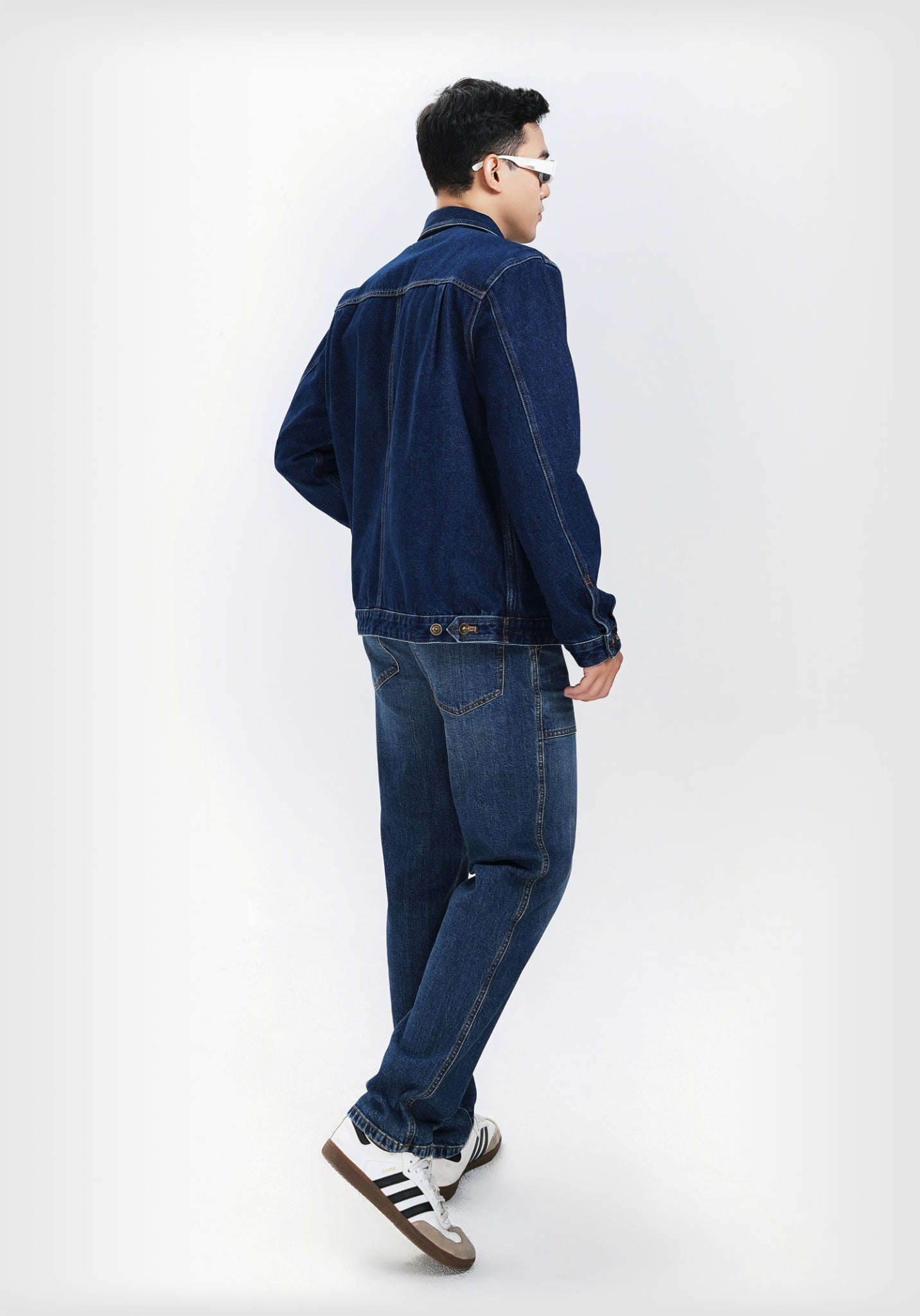Áo Khoác Denim Dáng Vừa Type 1. Medium Denim Jacket Type 1 - 124MD4049F1