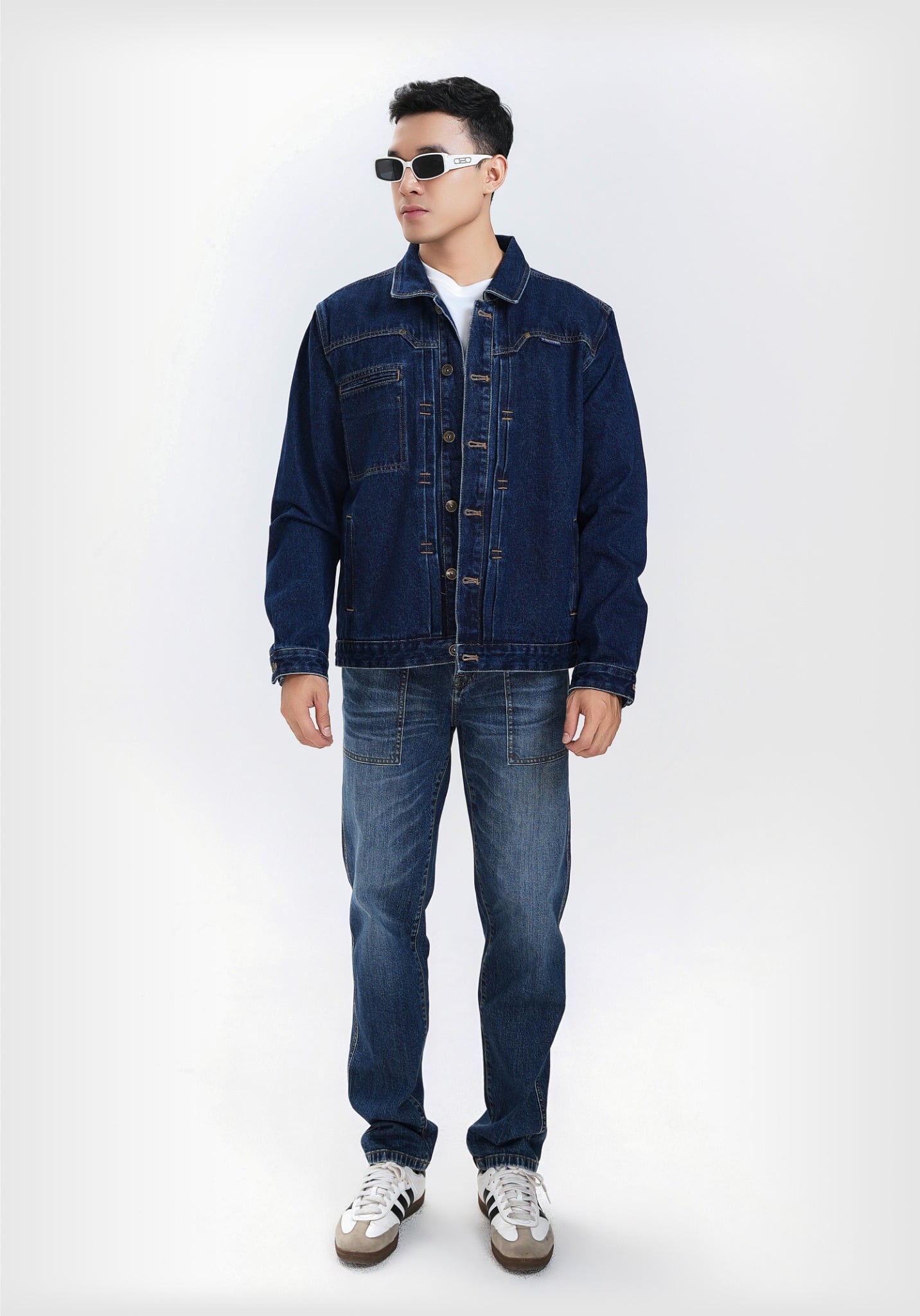 Áo Khoác Denim Dáng Vừa Type 1. Medium Denim Jacket Type 1 - 124MD4049F1