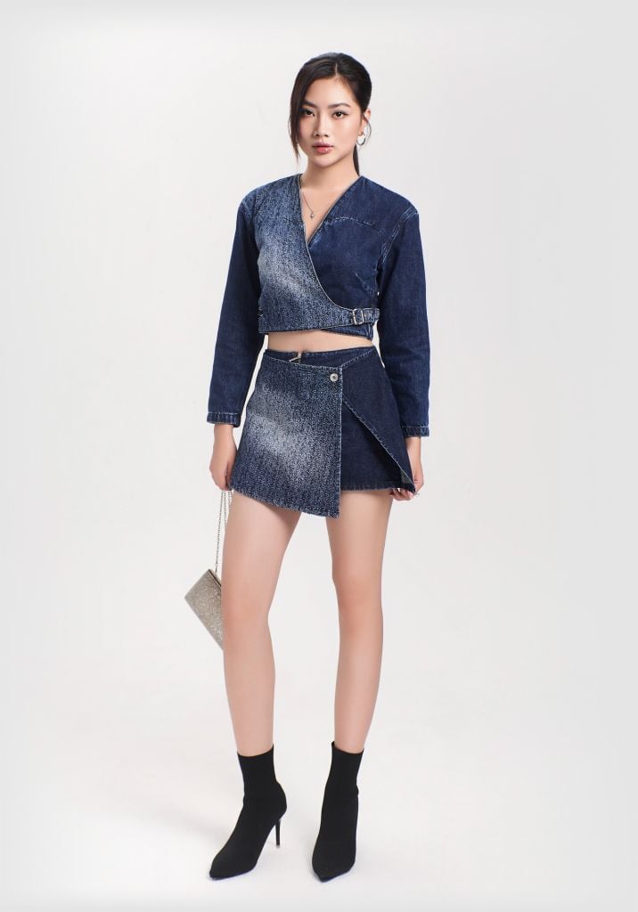 Áo Khoác Nữ Denim Tay Dài Vạt Chéo. Women's Diagonal Long Sleeve Denim Jacket - 124WD1044A1