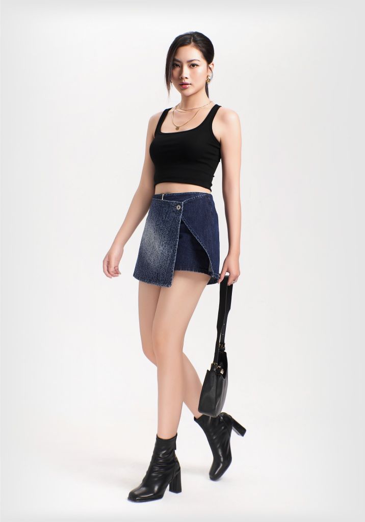 Chân Váy Chữ A Vạt Chéo Laser Hiệu Ứng. Laser Effect Diagonal A-Line Skirt - 124WD1111F3