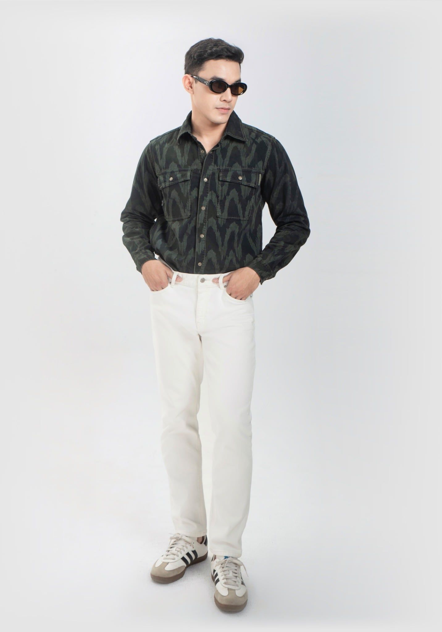 Áo Sơ Mi Denim Laser Họa Tiết Sóng Nước. Laser Shirt with Water Wave Pattern - 124MD3039F2