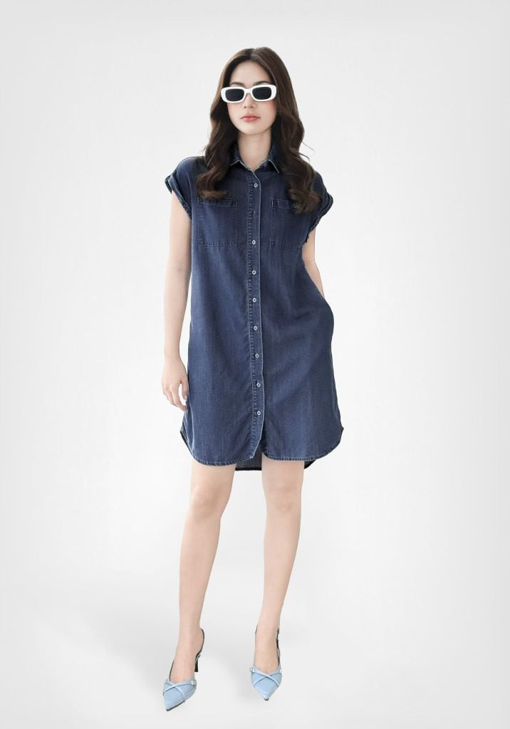 Đầm Sơ Mi Denim Xanh Đậm Form Suông Rộng - 125WD2124B1
