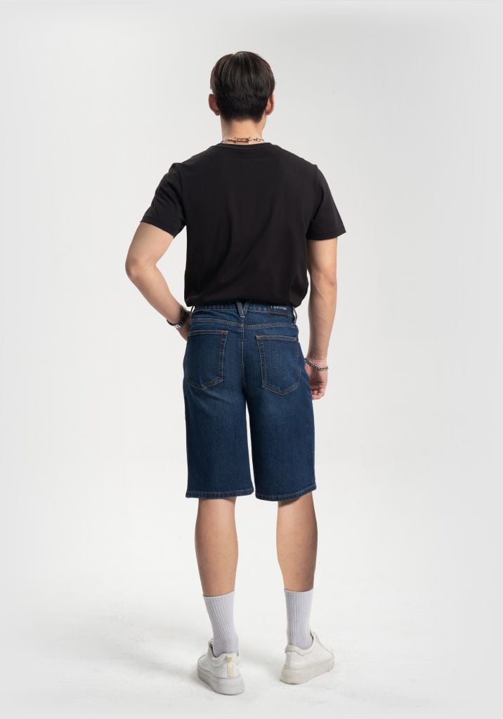 Quần Shorts Jeans Nam Dáng Rộng Màu Xanh Đậm.  Dark Blue Men's Jeans Shorts - 123MD4103B1