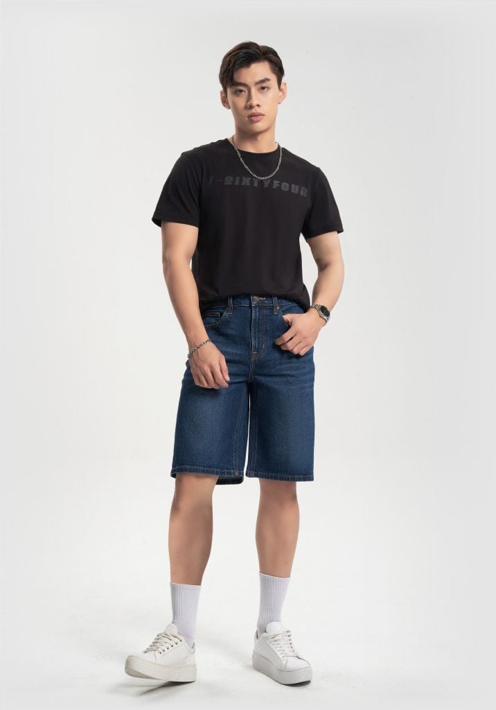 Quần Shorts Jeans Nam Dáng Rộng Màu Xanh Đậm.  Dark Blue Men's Jeans Shorts - 123MD4103B1