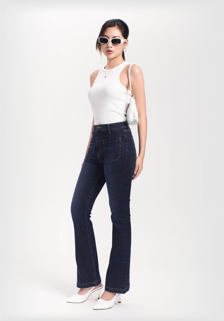 Quần Dài Nữ Dáng Loe Màu Med Blue  - Med Blue Flared Women's Jeans - 124WD2084B1