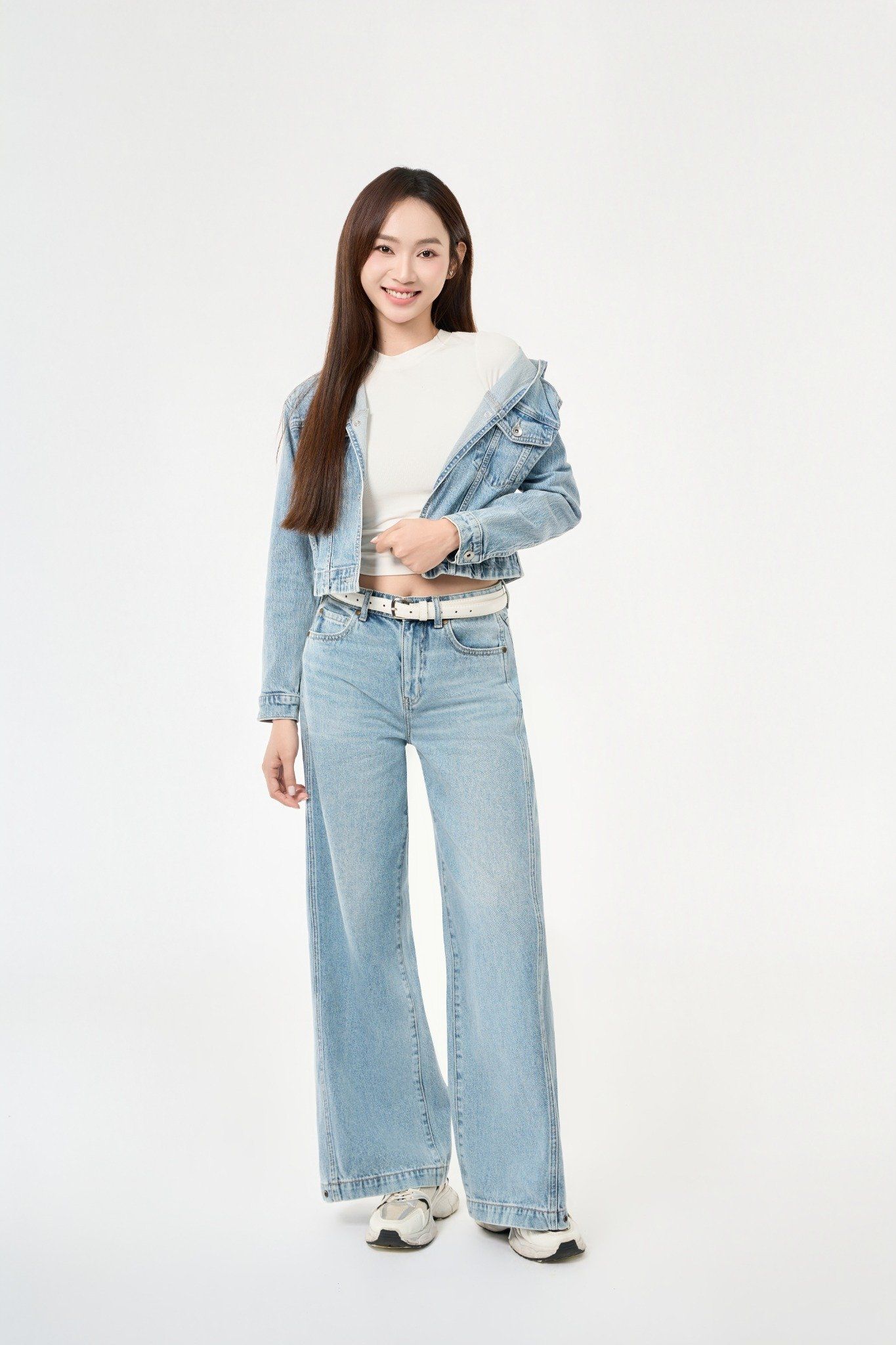 ÁO KHOÁC NỮ DENIM LIGHT BLUE CÓ NÓN FORM CROP - 125WD1042F3