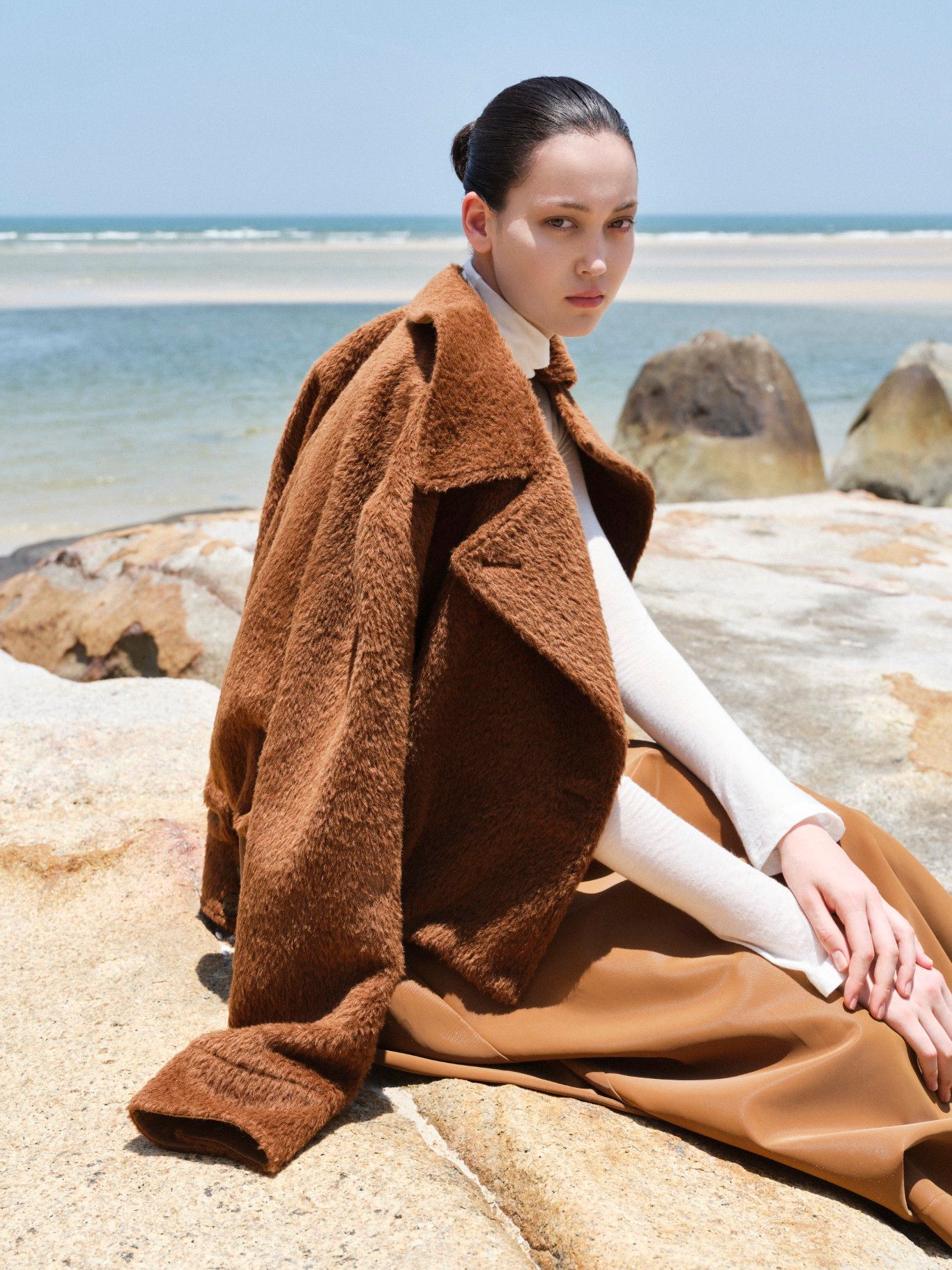 AMARA CROPPED ALPACA OVERSIZE JACKET