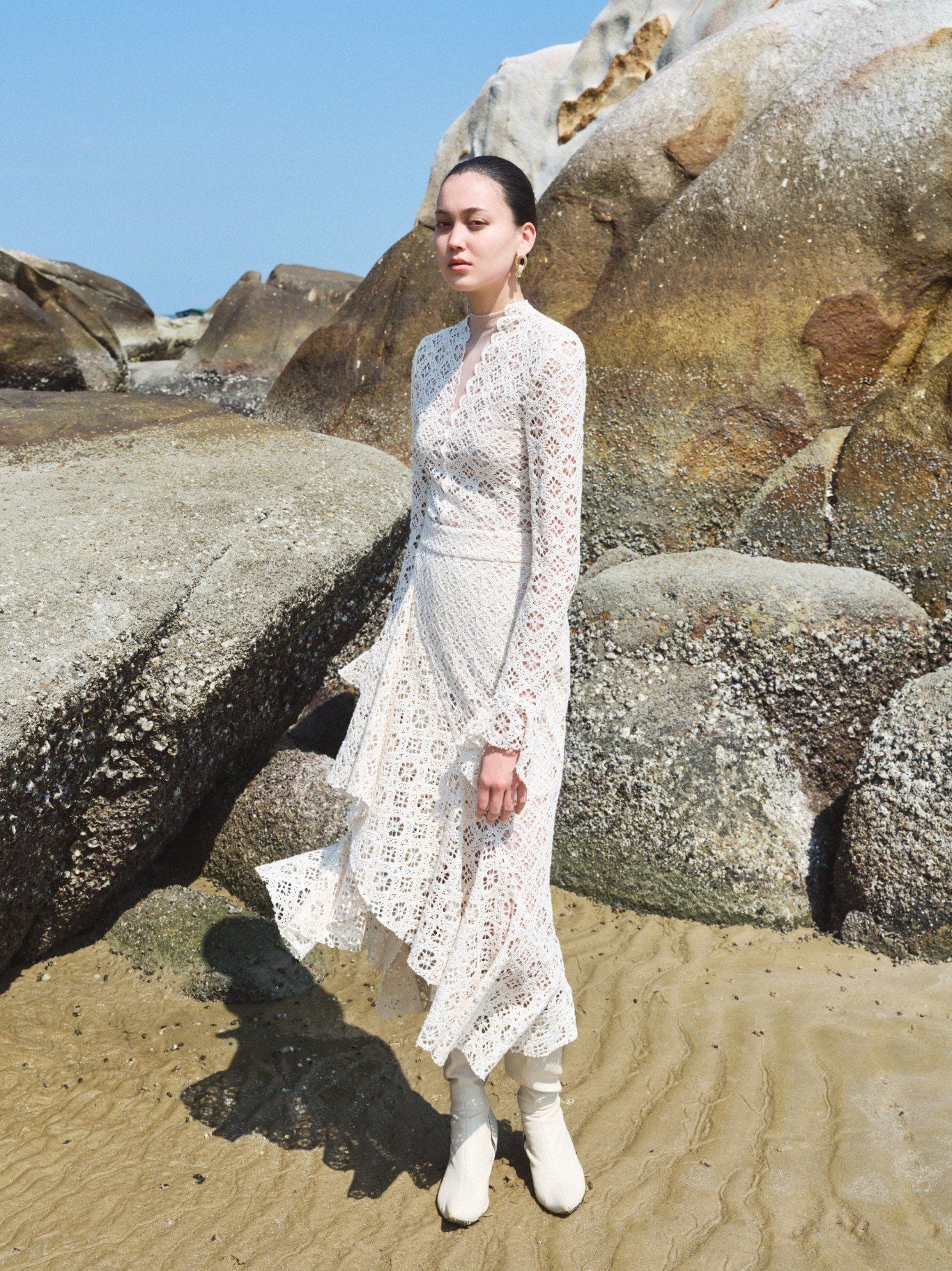 LAR LACE FLUTED SKIRT