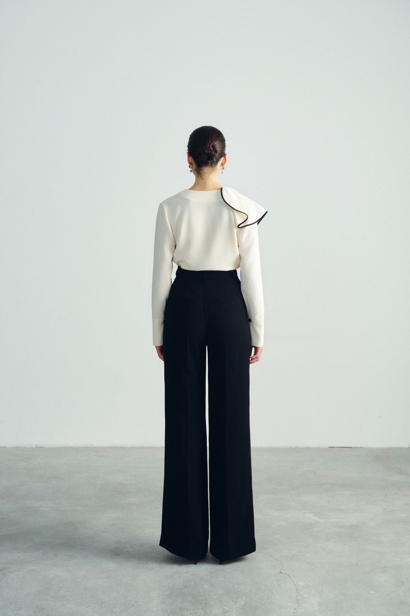 SARAH RUFFLED BLOUSE