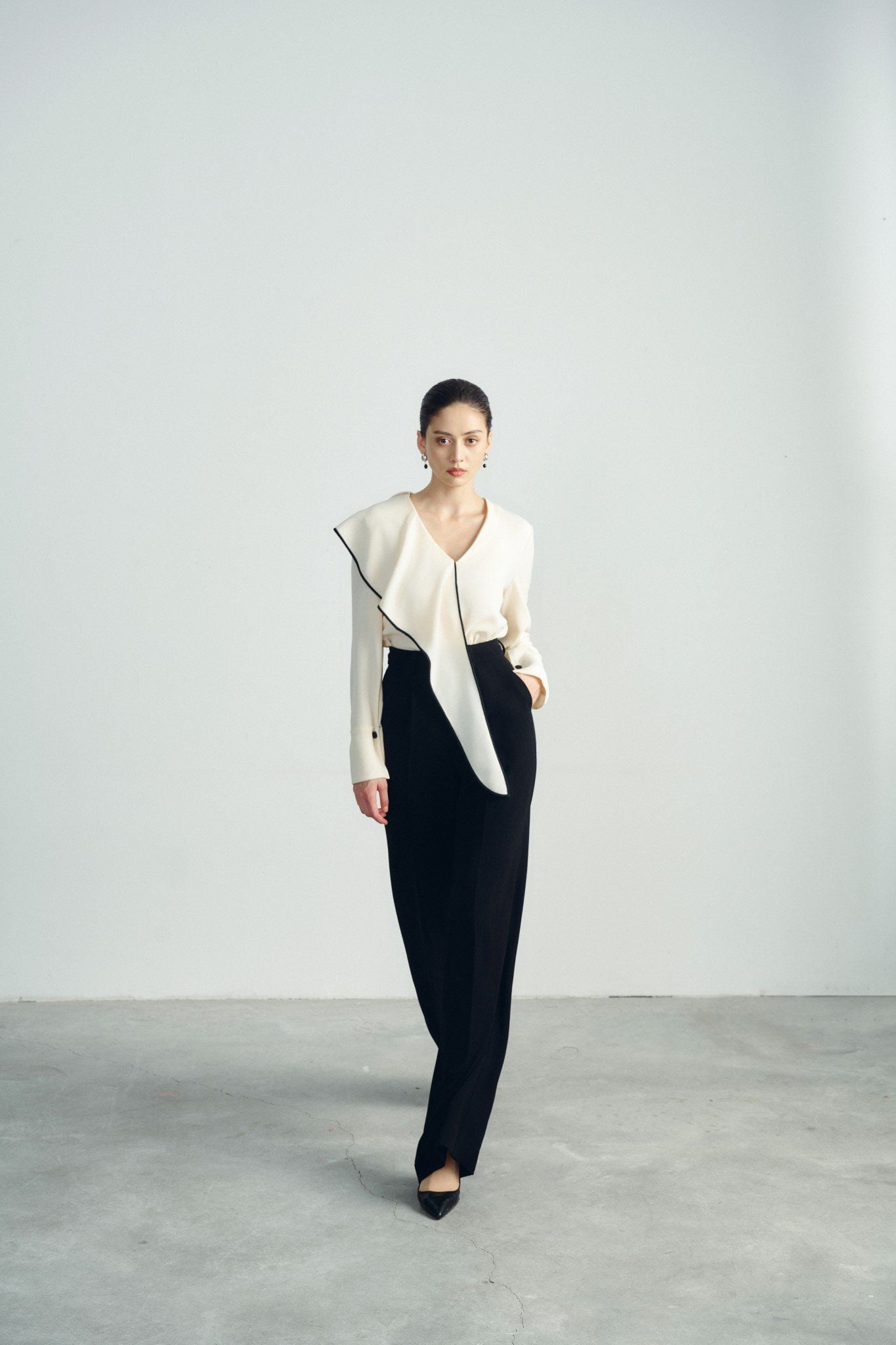 SARAH RUFFLED BLOUSE