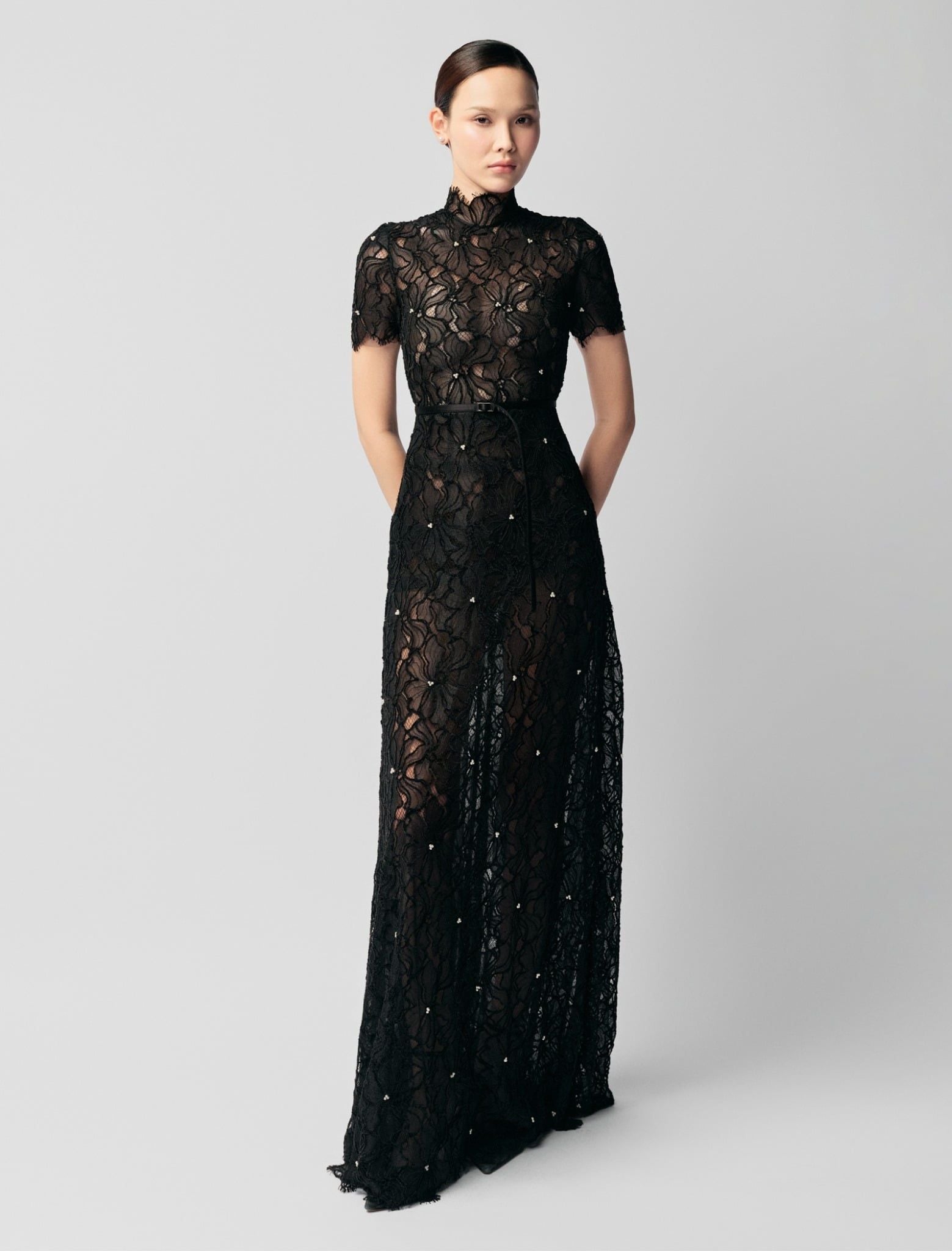 LACE BLOOM GOWN DRESS