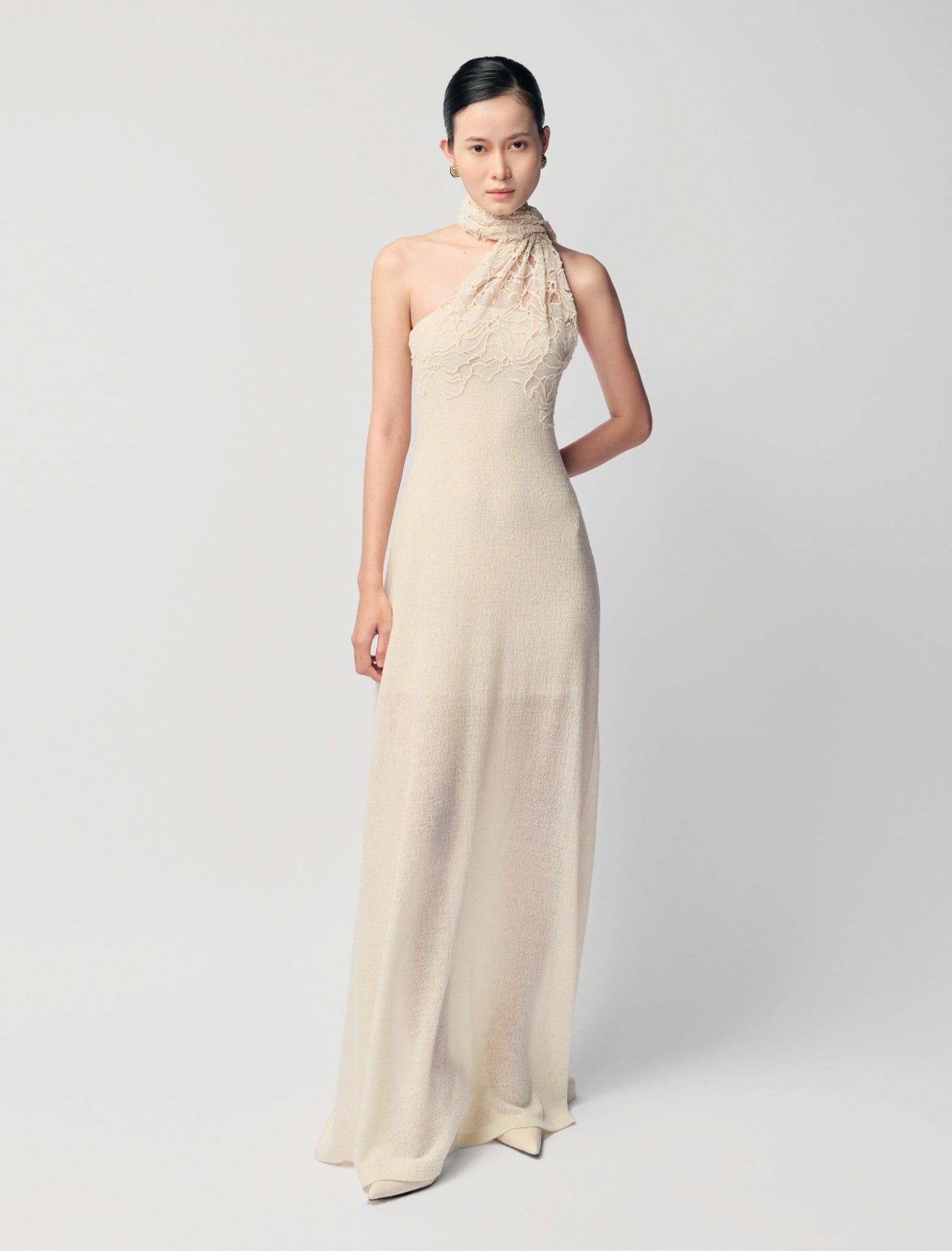 CORINNE ELEGANT LACE DRESS