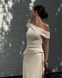 @camelliangocbich X CARYLN TOP & IRIS SKIRT