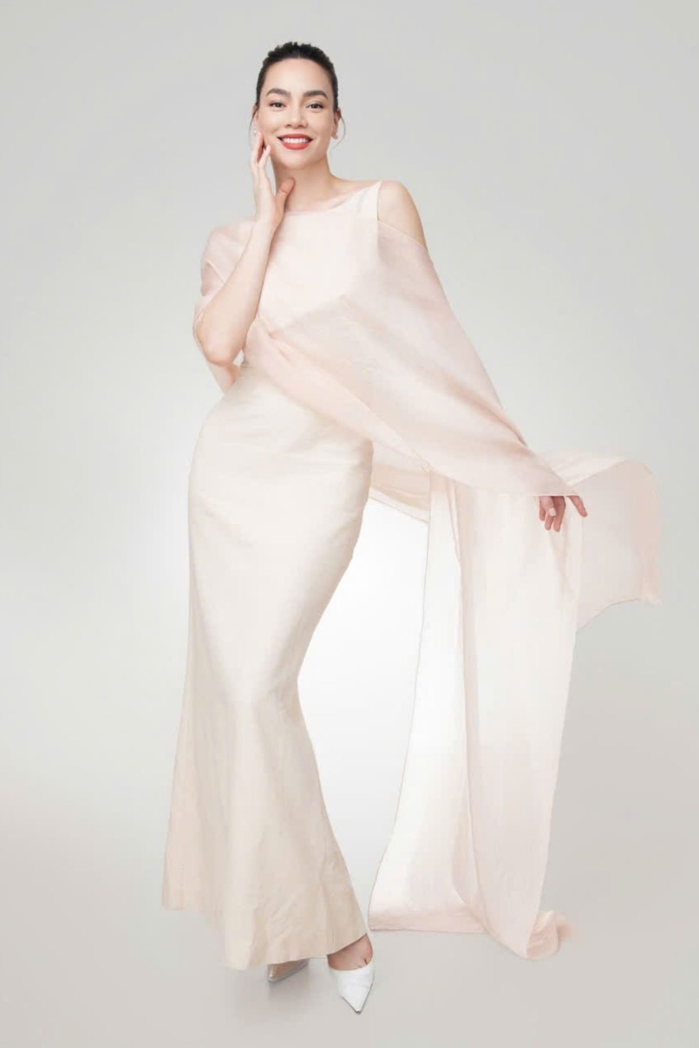  Hồ Ngọc Hà X MARGOT DRESS - ALIE SCARF 