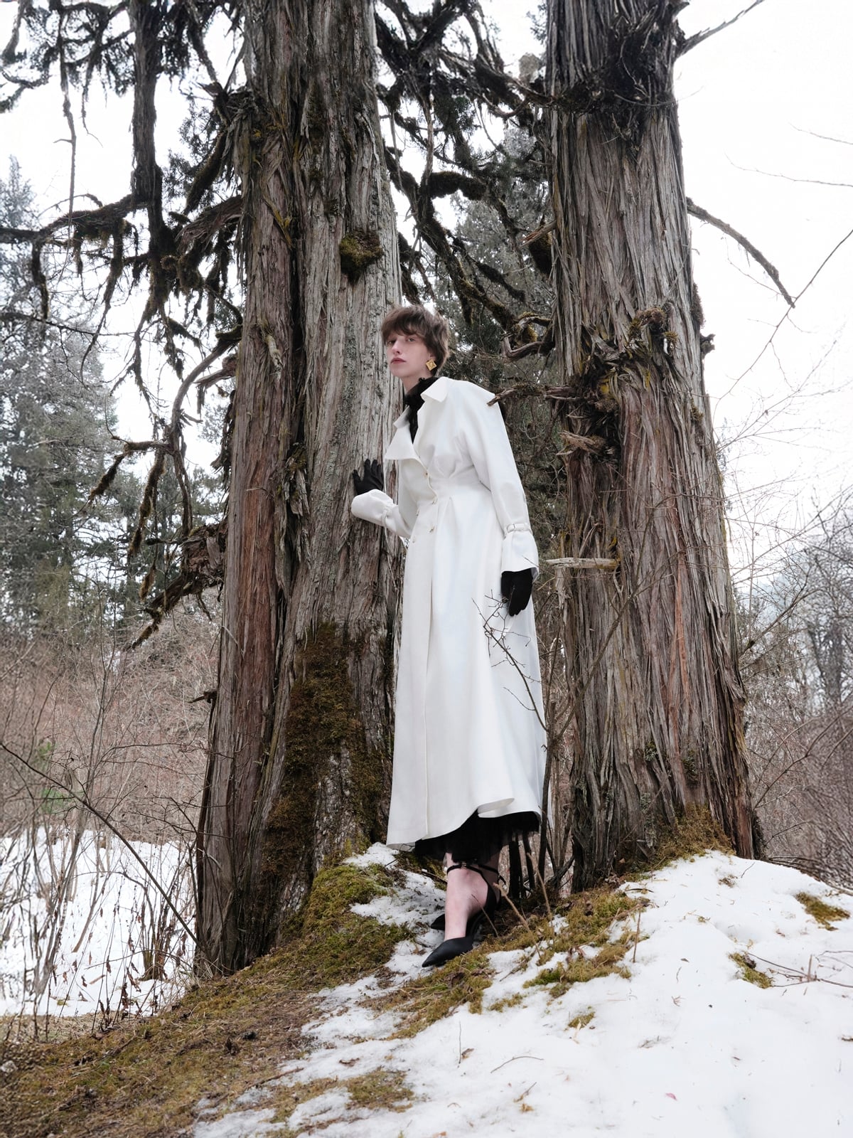  VELOURA DOUBLE-BREASTED COAT 