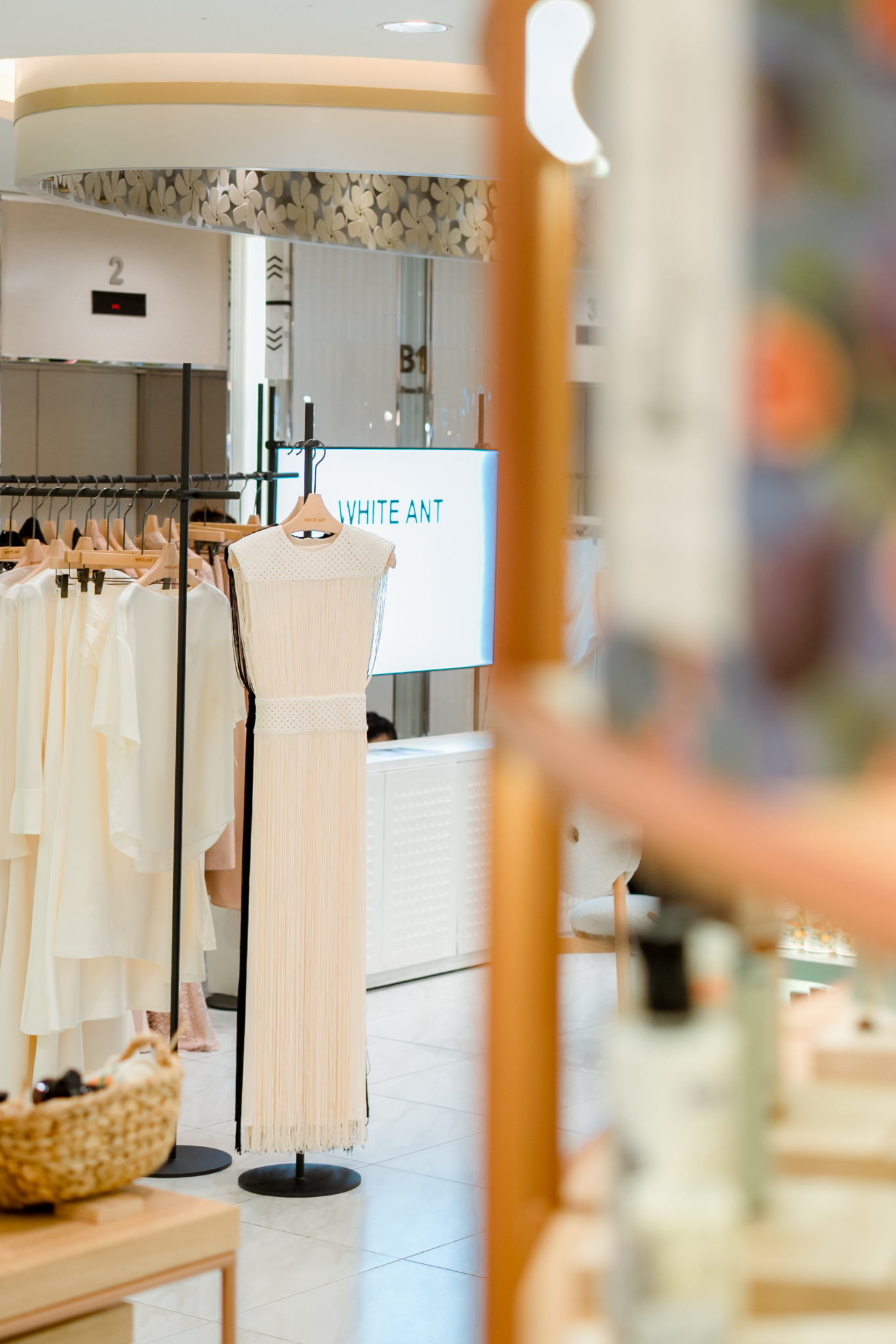 WHITE ANT TAKASHIMAYA HCHC