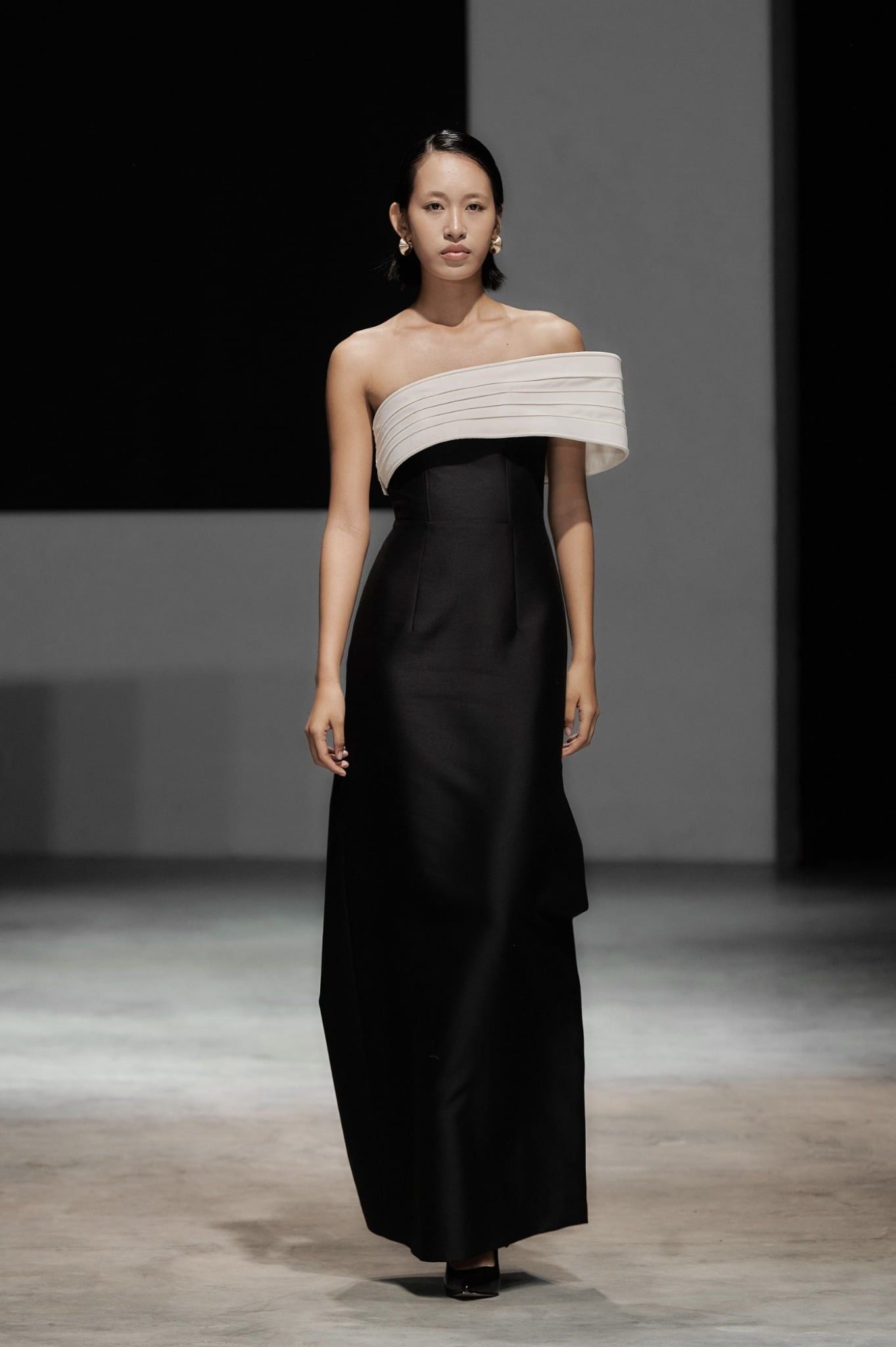 ISOLDE ONE-SHOULDER LONG DRESS