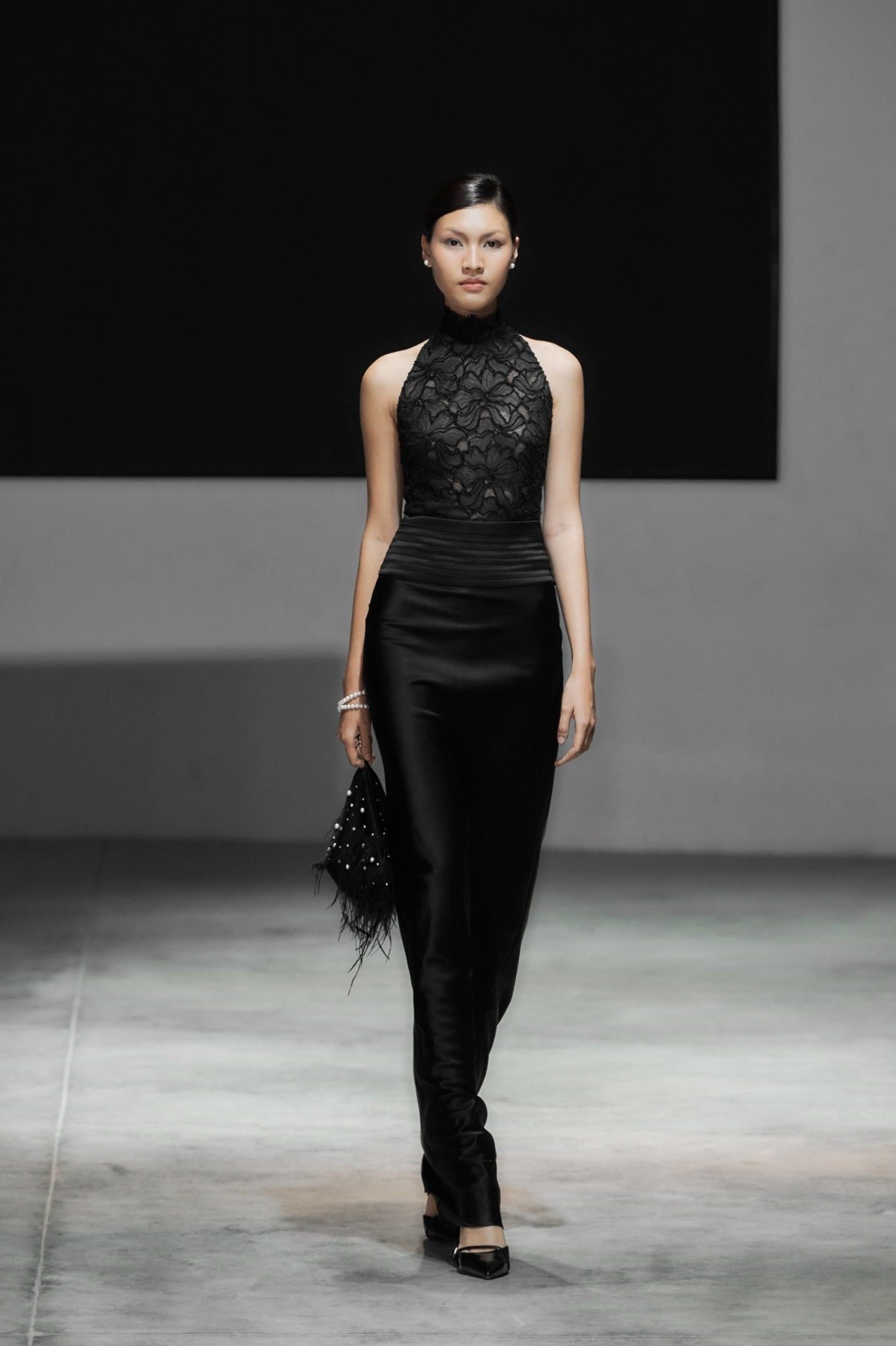 MAIA FLORAL LACE TOP