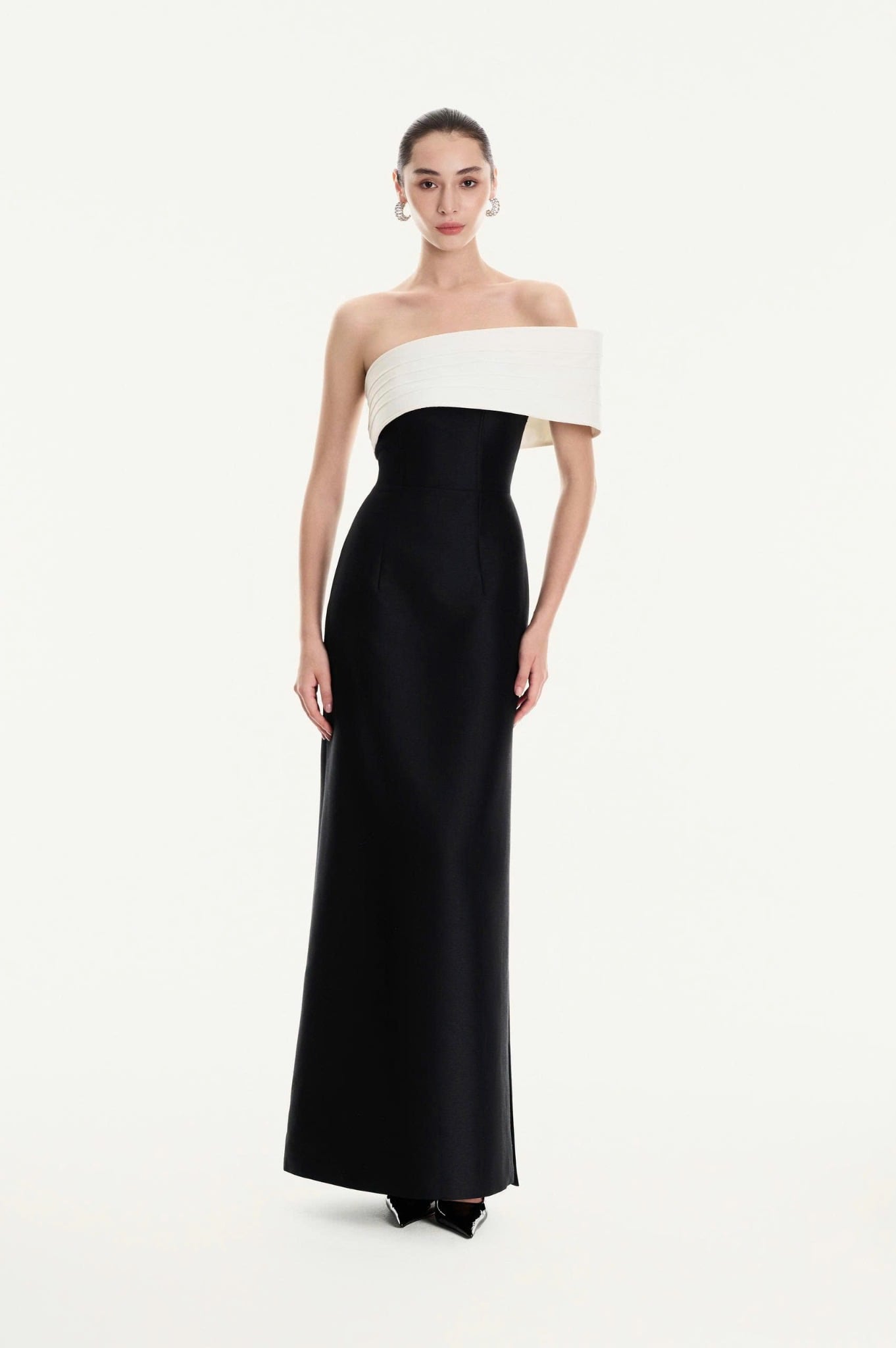  ISOLDE ONE-SHOULDER LONG DRESS 
