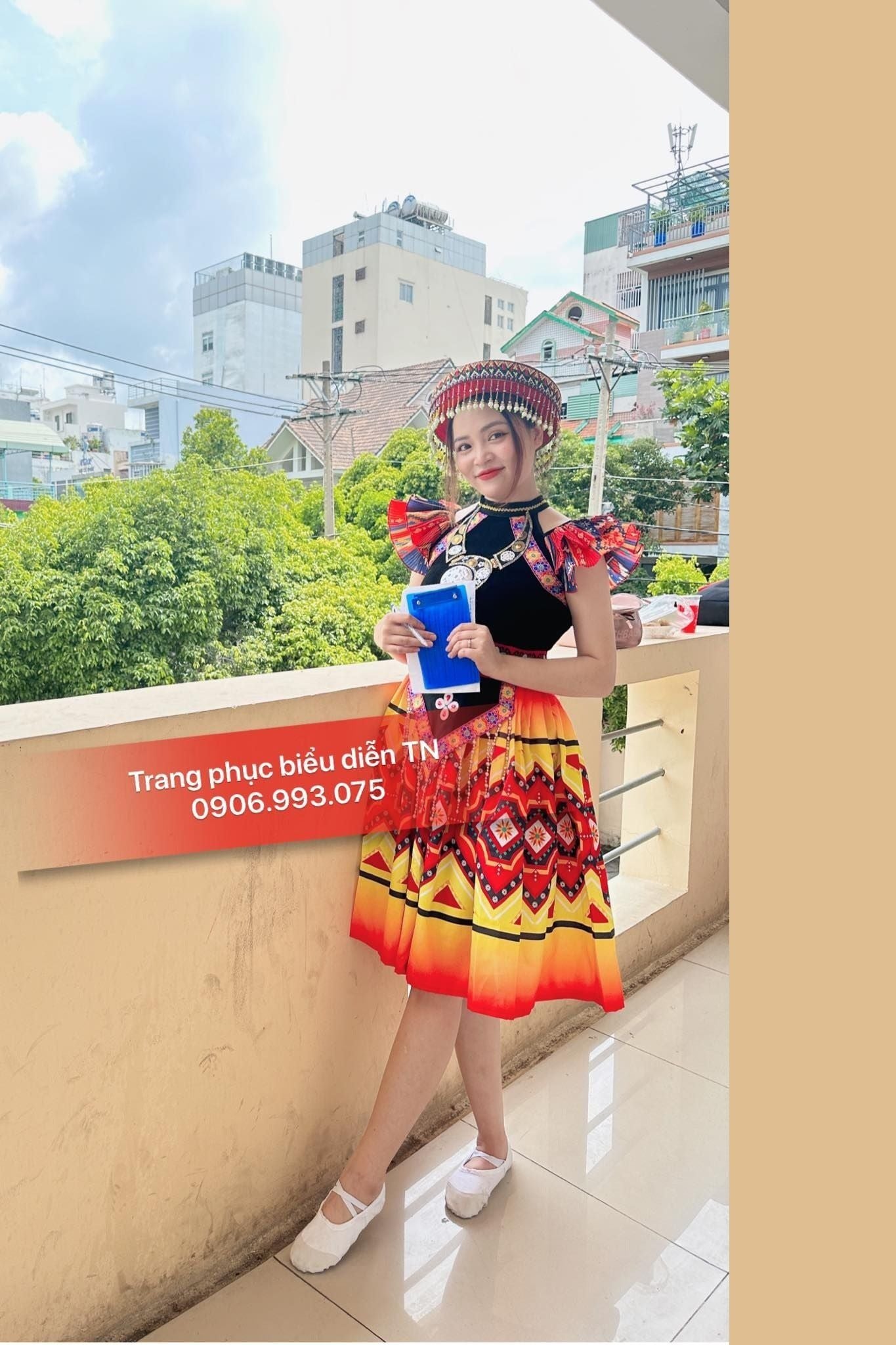 DT09 - Trang Phục Dân Tộc Hmong