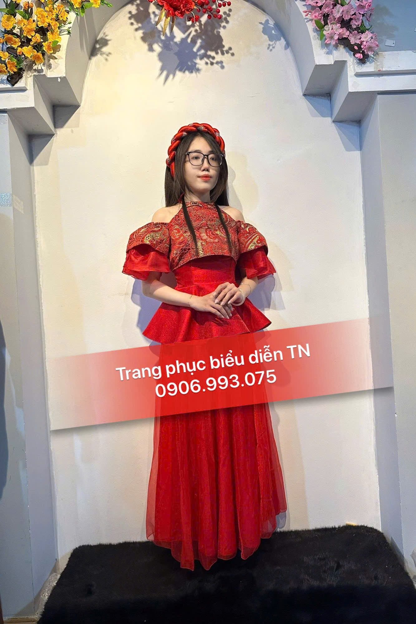 VM14 - Trang Phục Váy Yếm Múa