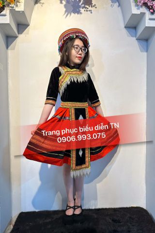 DT11 - Trang Phục H'Mong Nữ (Mèo Nữ) 