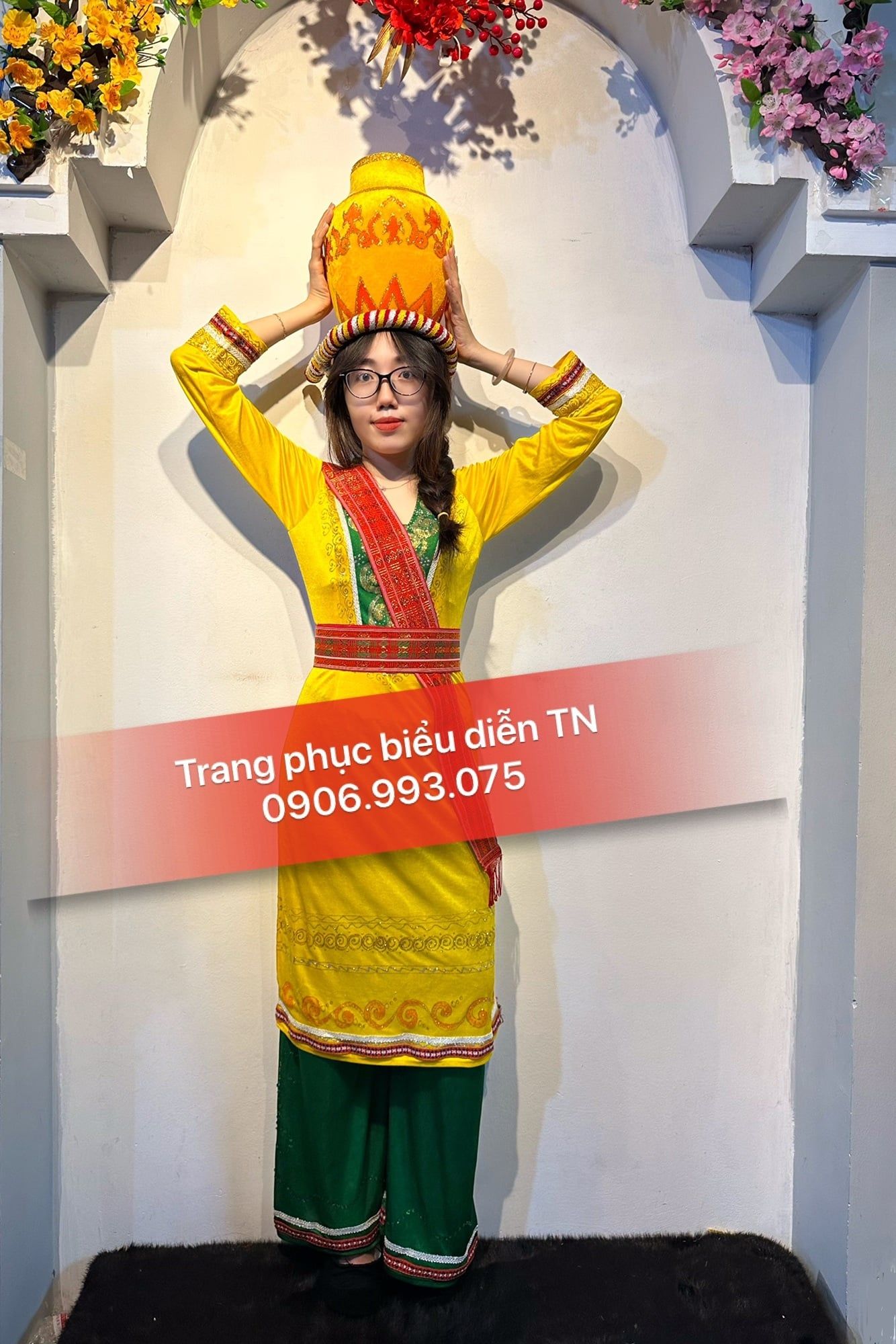 DT69 - Trang Phục Dân Tộc Chăm Nữ (Vàng)
