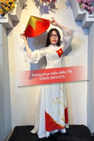  AD09 - Trang Phục Áo Dài Nữ Trắng In Cờ 