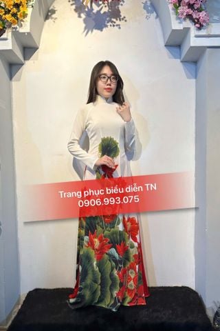  AD25 - Trang phục Áo Dài Trắng Sen Đỏ 
