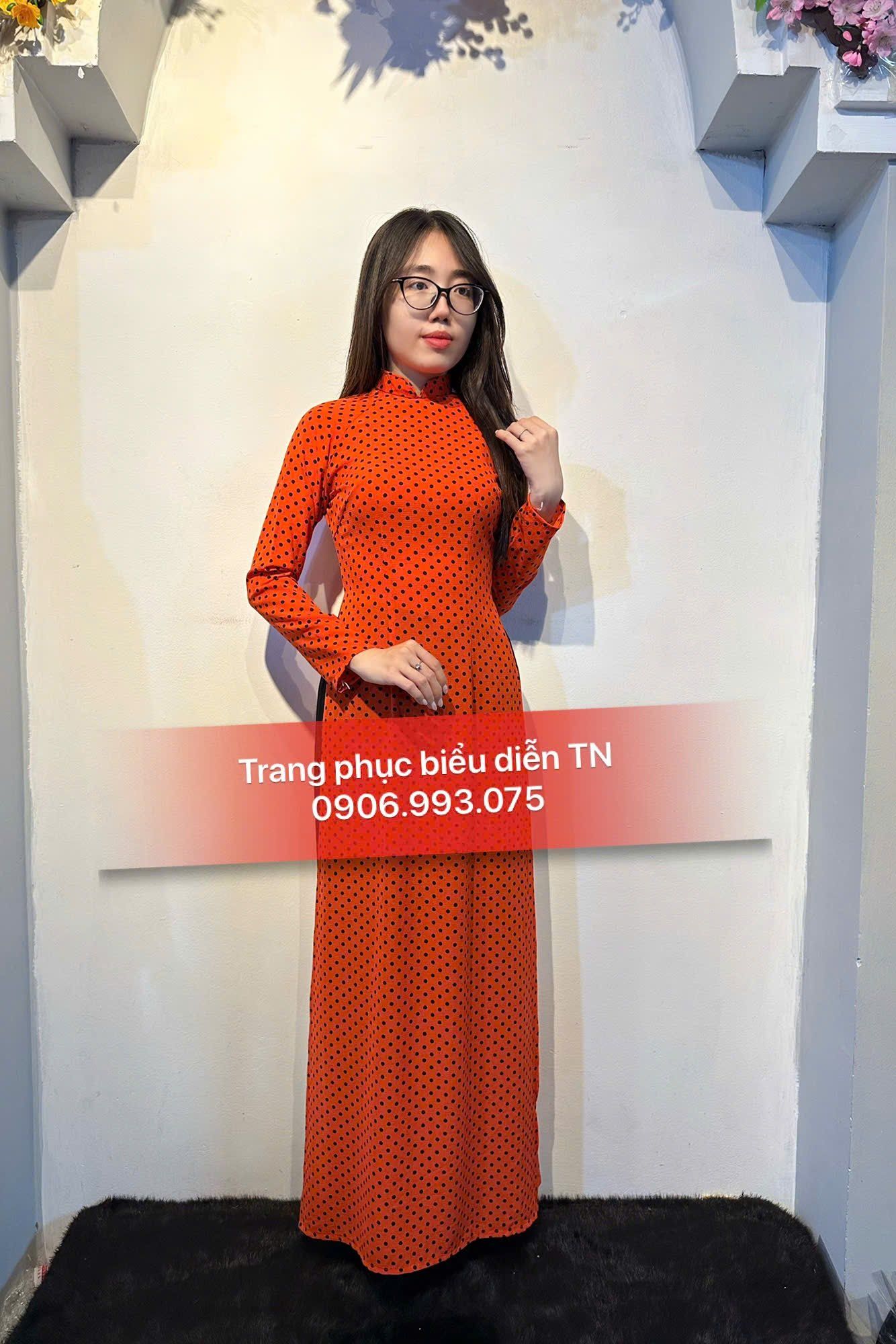 AD38 - Áo Dài Cô 3 Chấm Bi Cam