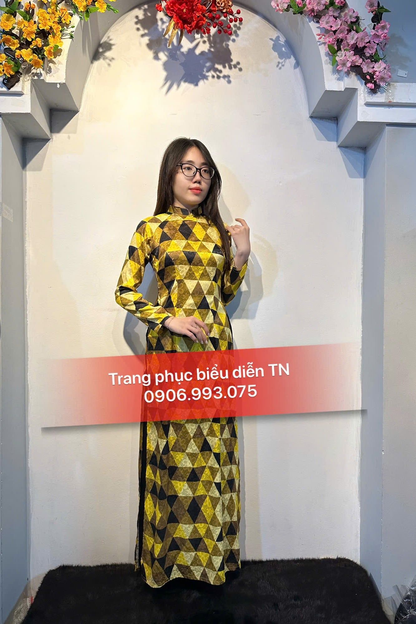 AD39 - Áo Dài Cô 3 Gấm Vàng