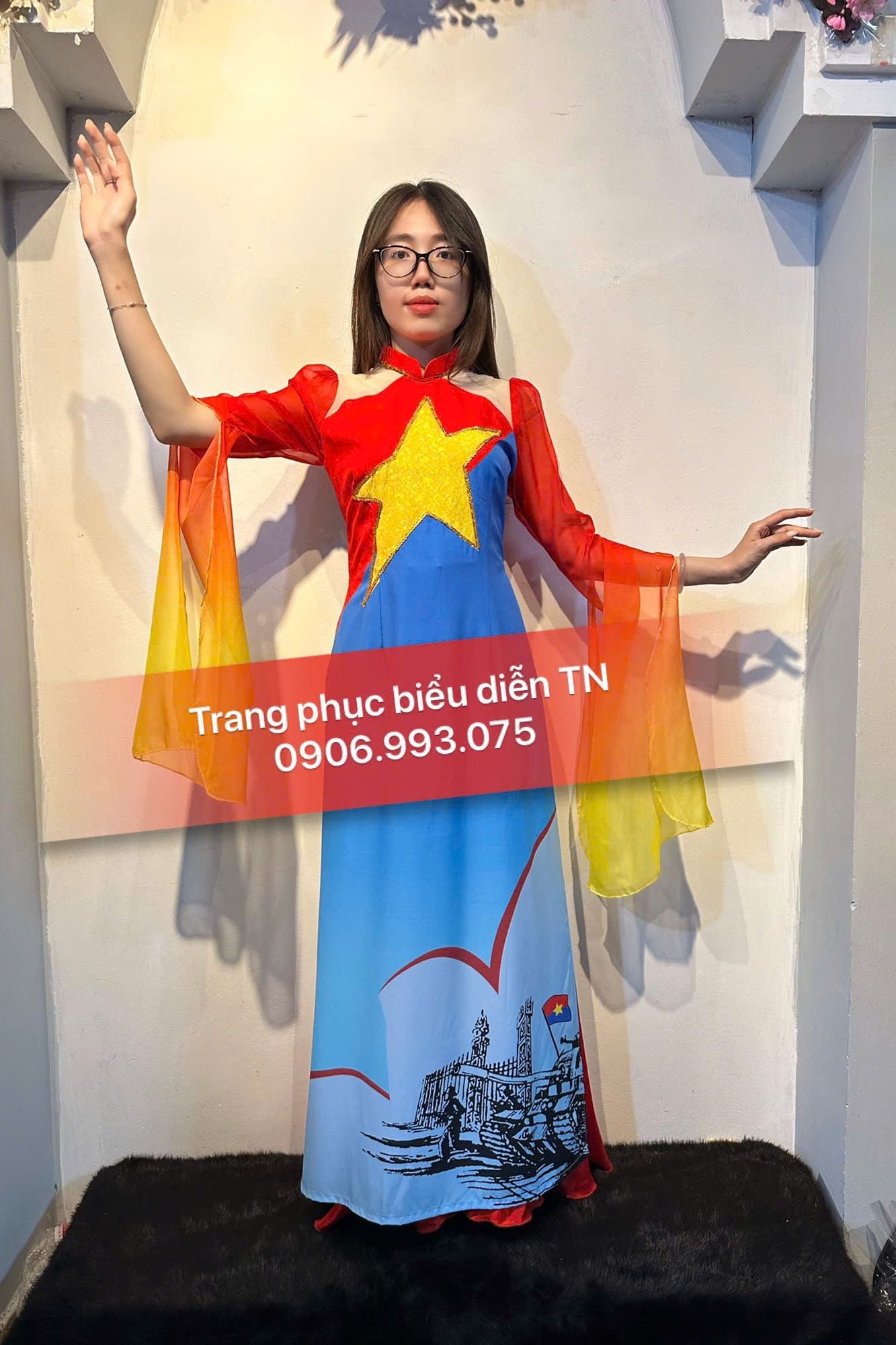 AD07 - Trang phục Áo Dài Sao Vàng Nữ