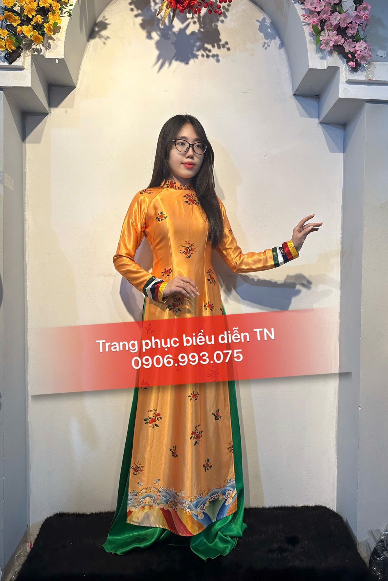 AD43 - Áo Dài Nữ Vàng tay Ngũ Sắc