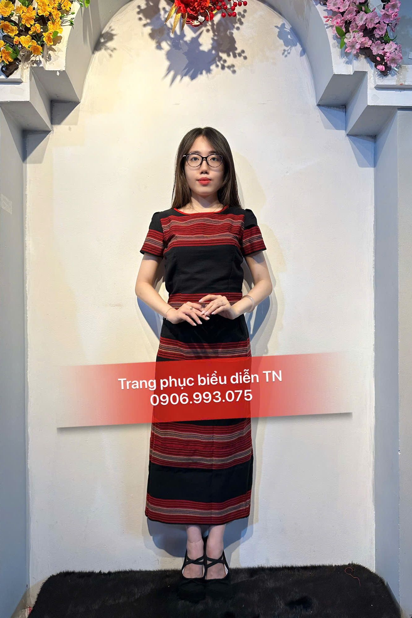 DT82 - Trang Phục Dân Tộc Paco Nữ M2