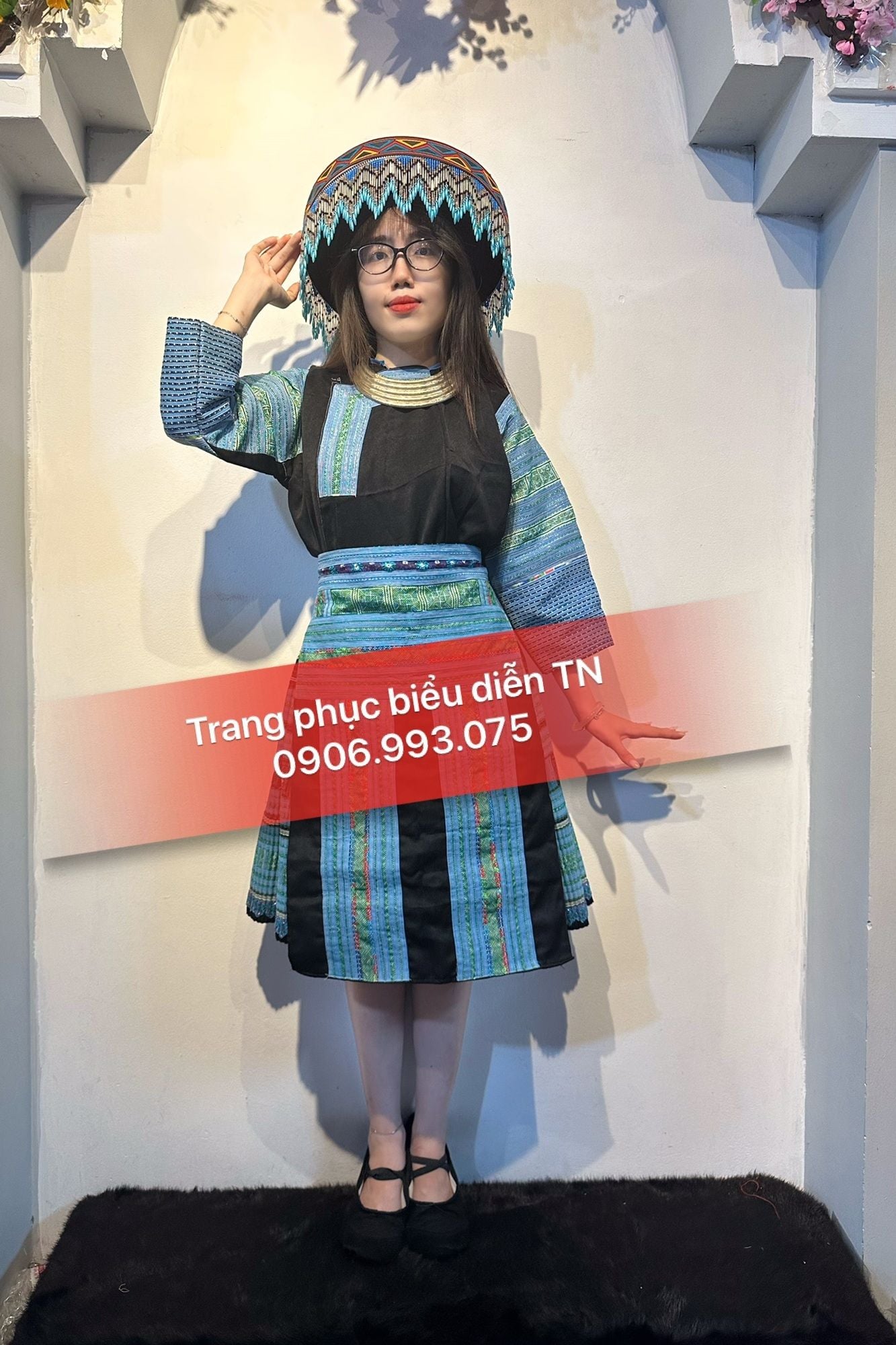 DT23A - Trang Phục H'Mong Xanh Dương Nguyên Bản