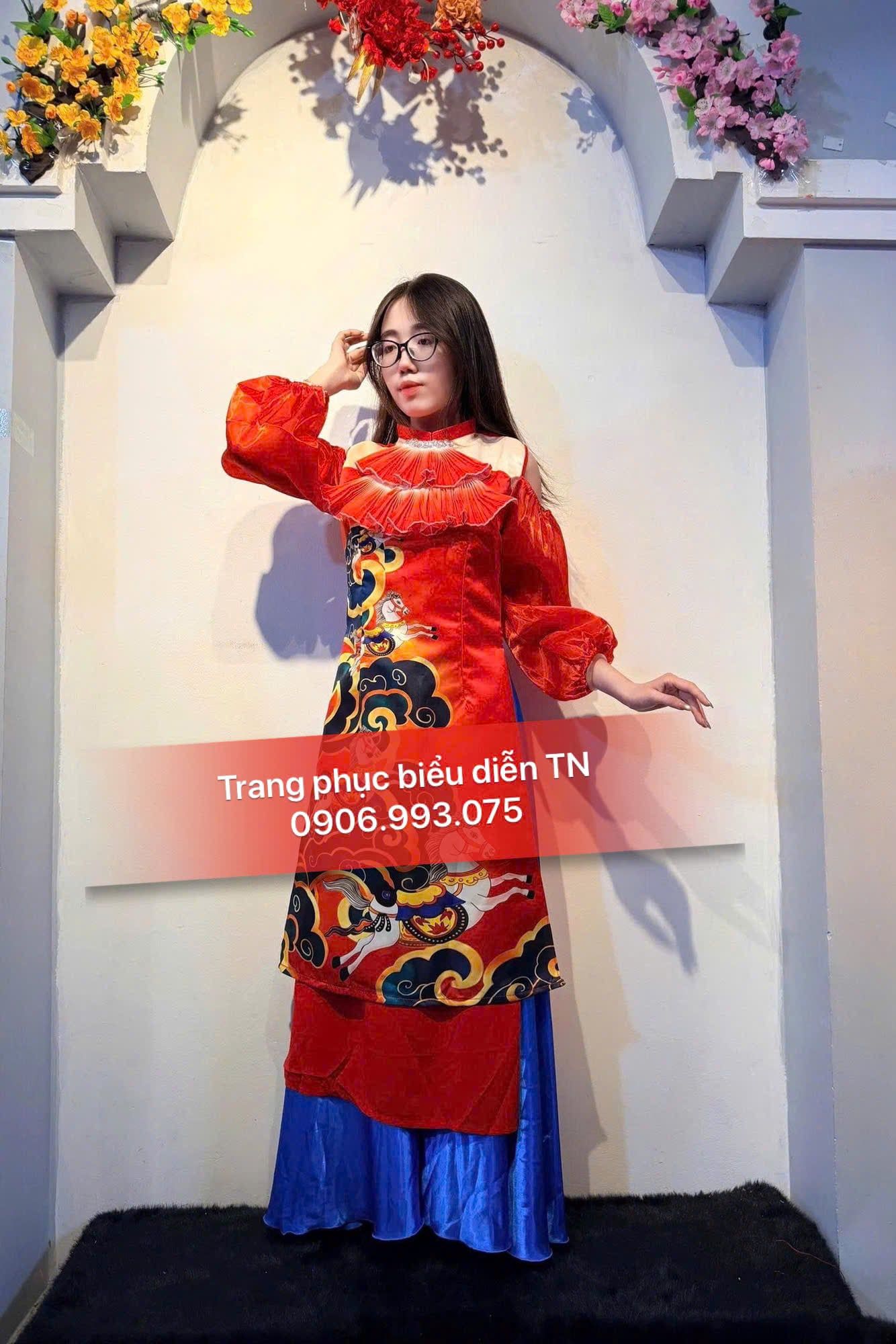 ADT03 - Áo dài cách tân nữ Tết Lân Tay Kính