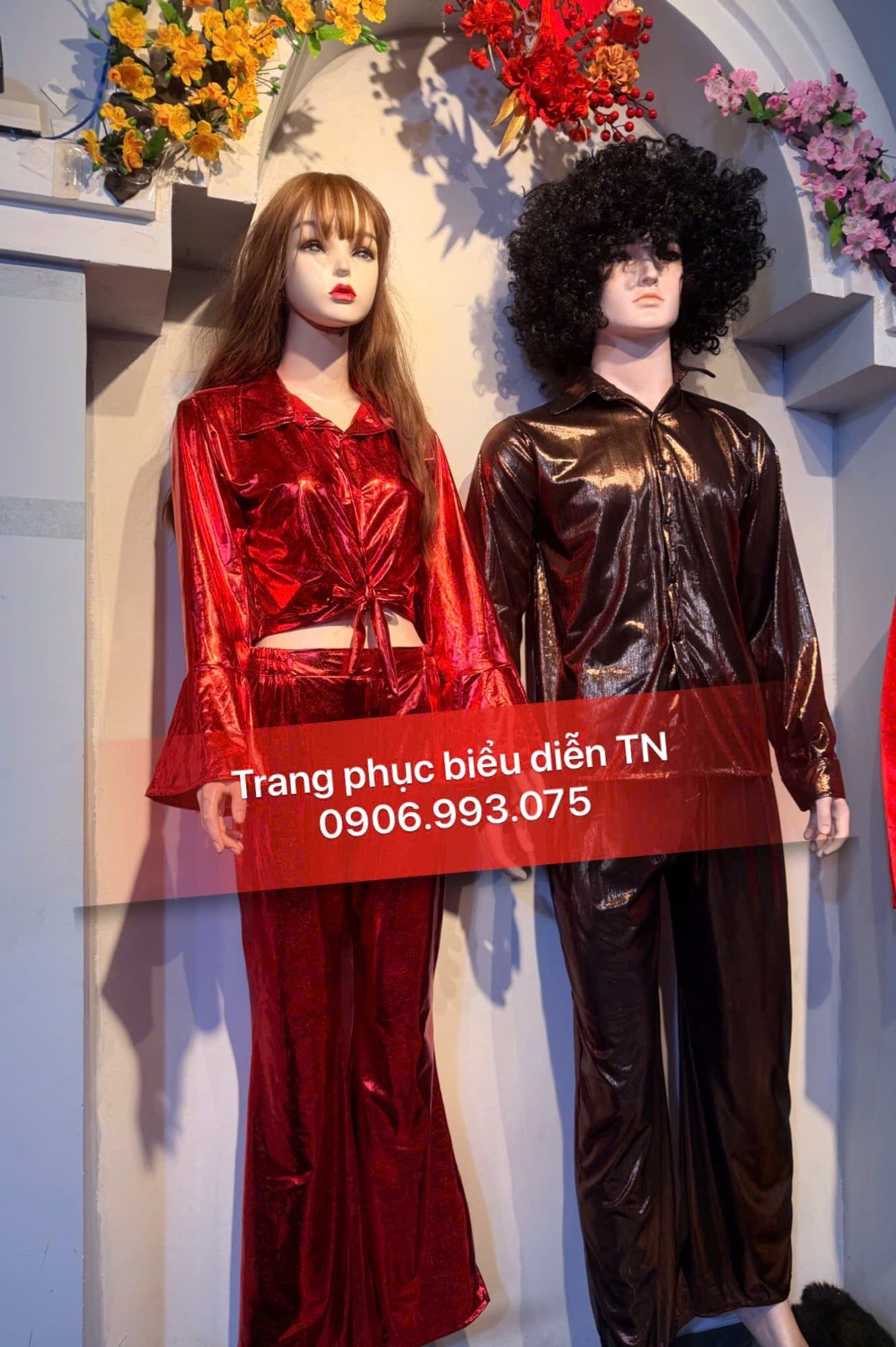 Trang phục Disco Nữ Đỏ Nam Vàng Đồng