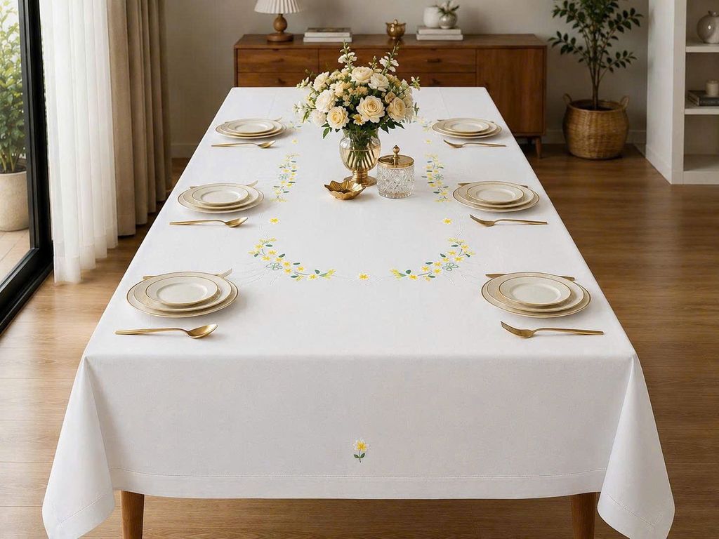  Table Cloth - Khăn bàn 8k 175x250-Cip-Hoa vàng 