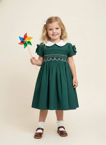  Đầm smock cổ sen trắng tay quấn bông 