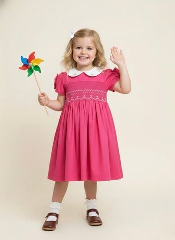  Đầm smock cổ sen trắng tay quấn bông 