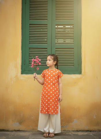  Áo dài nút bọc tròn bé gái DG 189 