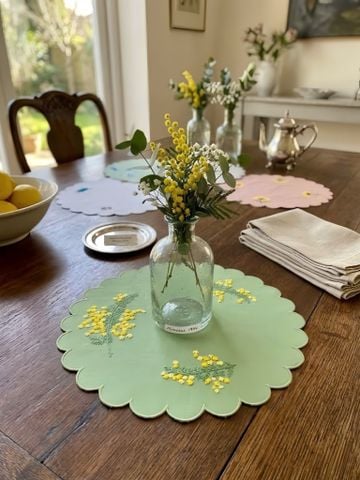  Lót bình hoa tròn Thêu hoa 30cm 