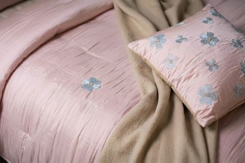  Mền Lụa thêu hoa Đậu biếc 220*240 + 2 vỏ gối 50*70 