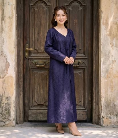  Đầm lụa cổ V tay dài 