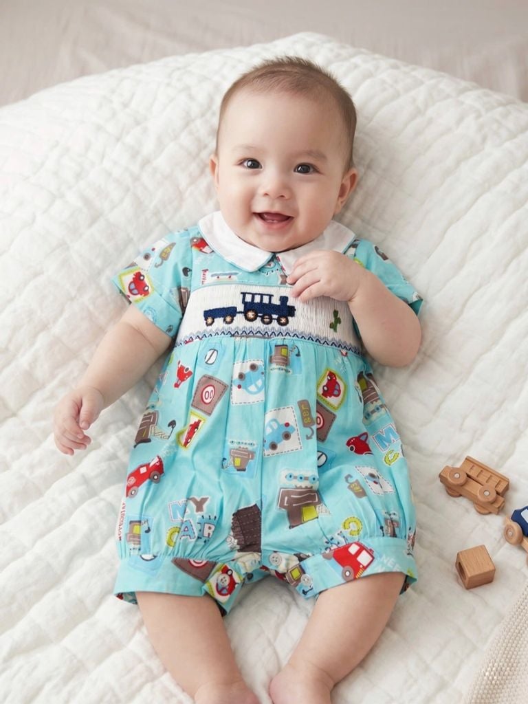  Liền quần smock cổ trắng 