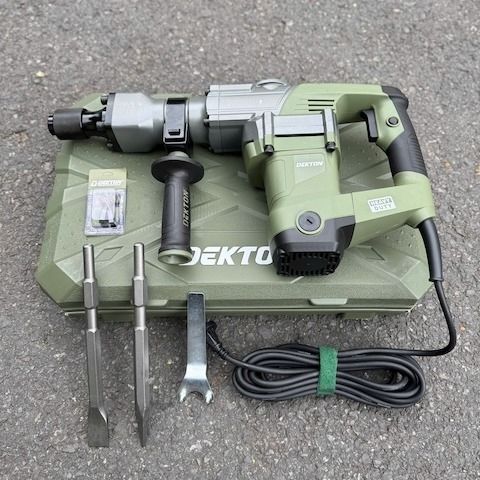 may-duc-17ly-1600w-dekton-dk-dh3901xpro-chuyen-cong-trinh-luc-duc-lon-than-may-gon-luc-dap-22j