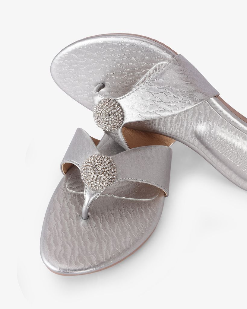 Dép Xẹp Hạnh Dung Quai Kẹp Khóa Tròn HD02247AB