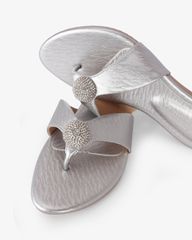 Dép Xẹp Hạnh Dung Quai Kẹp Khóa Tròn HD02247AB