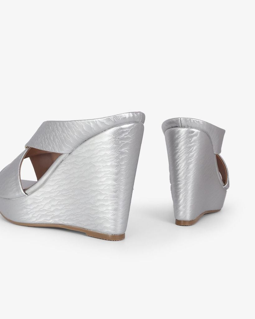 Dép Đế Xuồng Hạnh Dung Quai Chéo 12F HD02251AB